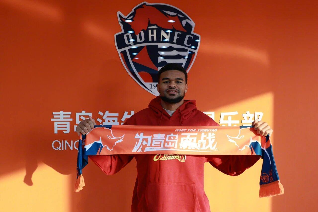 低调看直播-中超转会动态：保级队一口气官宣3名外援，升班马官宣归化球员